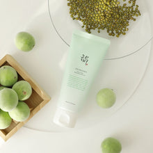 Load image into Gallery viewer, BEAUTY OF JOSEON Green Plum Refreshing Cleanser
