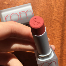 Load image into Gallery viewer, Rom&nd Zero Matte Lipstick 02 All That Jazz