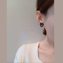 Load image into Gallery viewer, Black Heart Outline Korean Earrings
